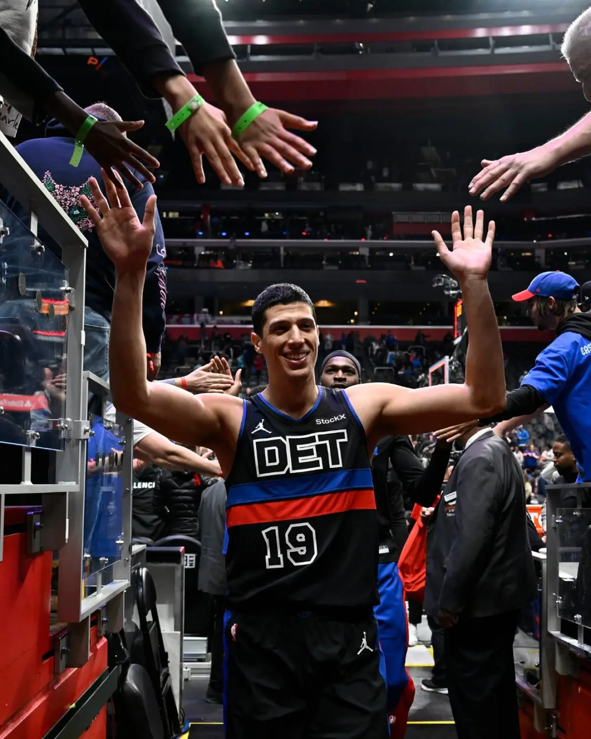Simone Fontecchio Shows Love To Detroit Pistons Fans In Heartfelt Post Italian forward connects with Motor City supporters after finding new home in basketball.