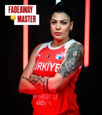 The basketball sensation's impressive shooting form draws admiration on social media.